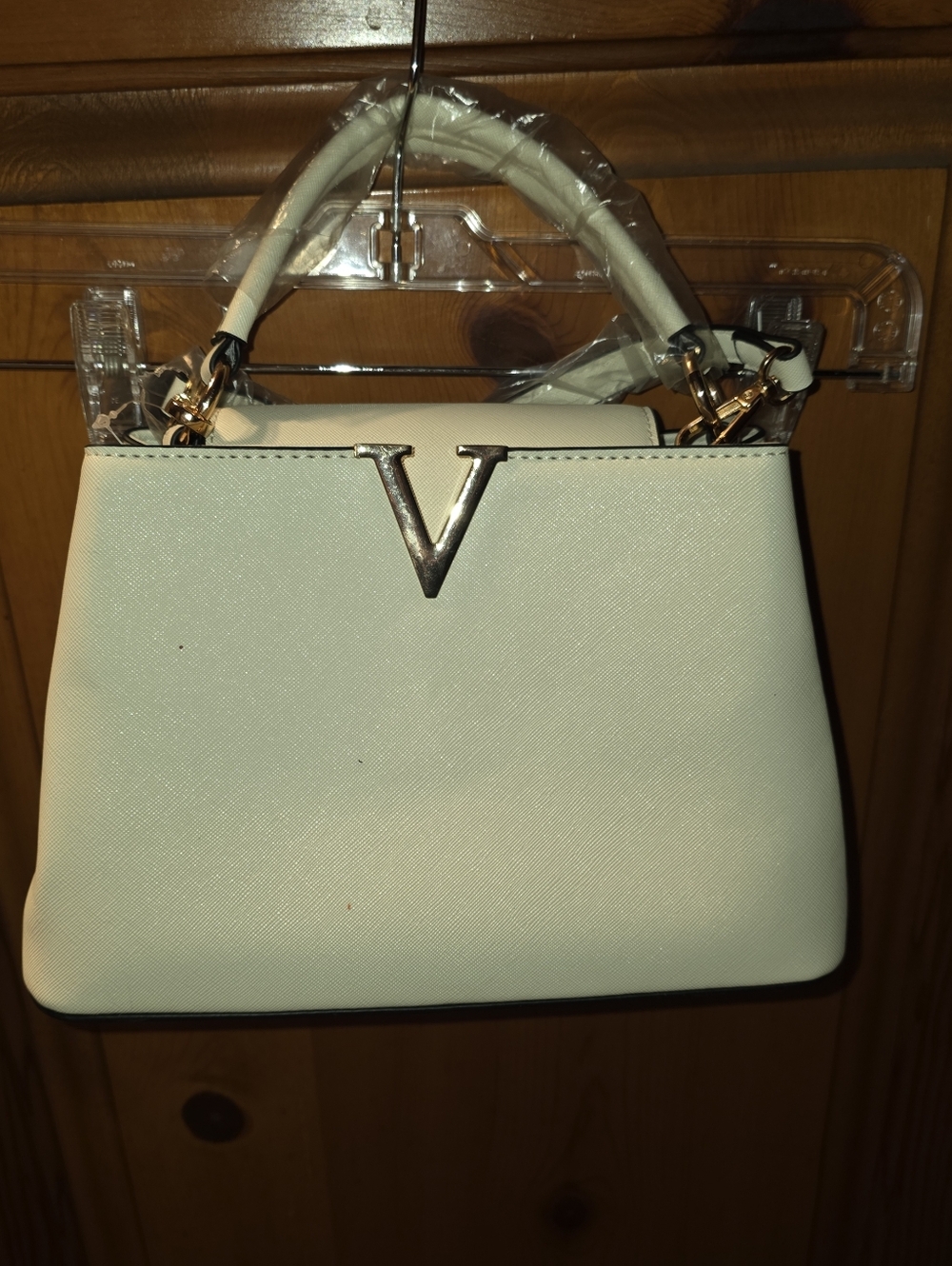 V-Accent White Top-Handle Women's Bag. NWOT
